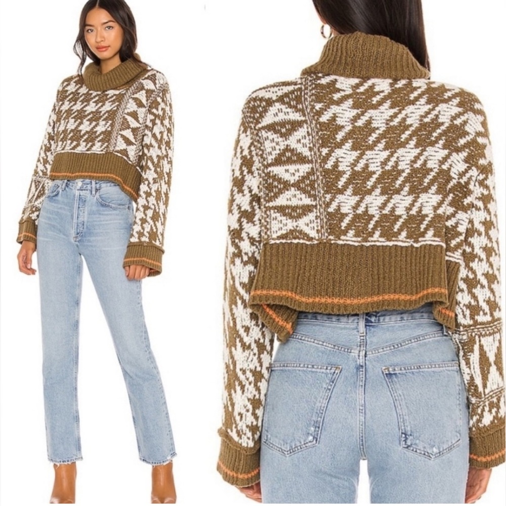 Free People Jupiter Pullover in Shaded Grass